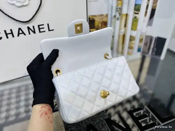First Bag Ru CHANEL FLAP BAG 0517